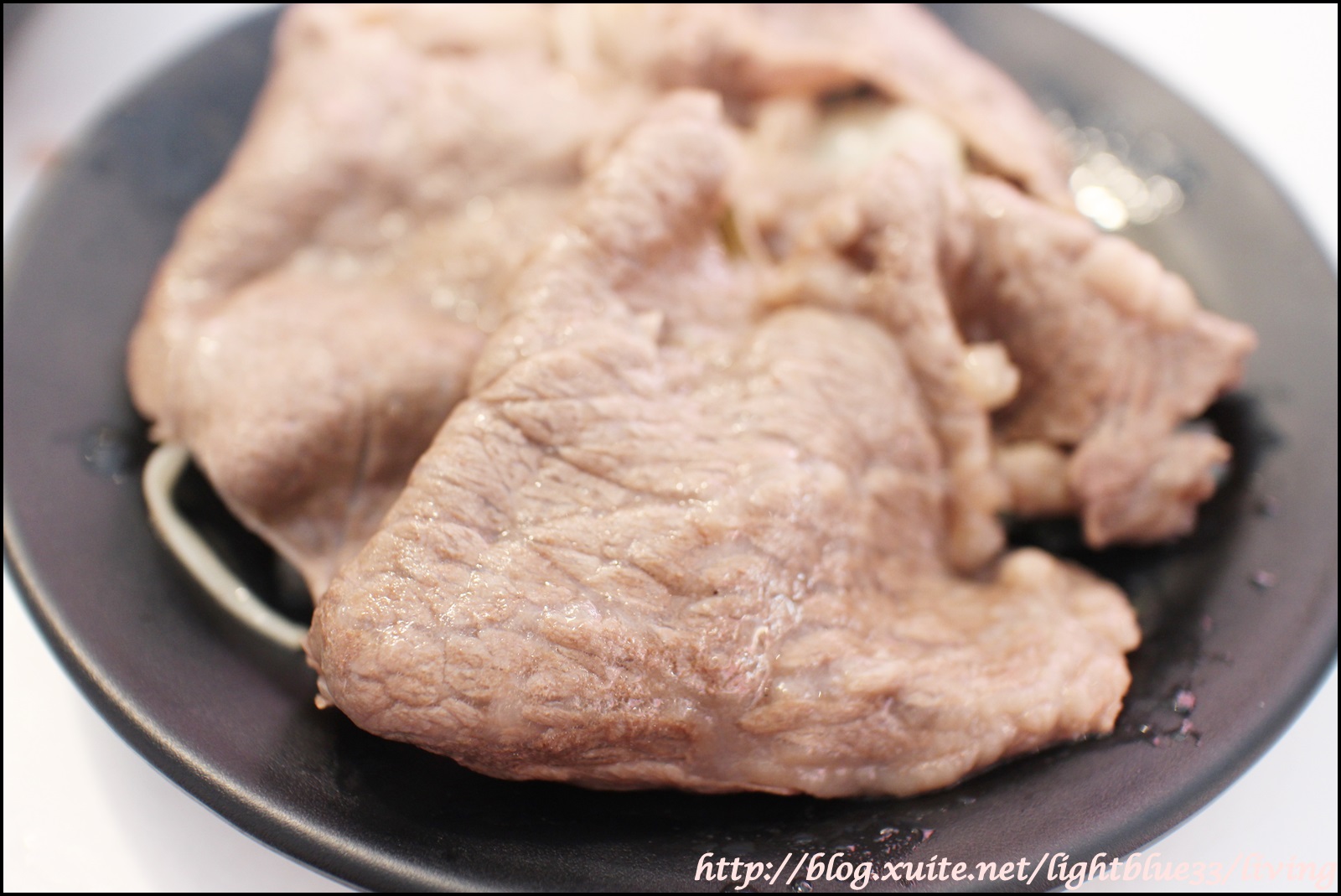 [ 大安站美食 ] 夠夠肉火鍋～牛排等級的高品質肉品搭香炒石頭火鍋，比臉大的和牛好肉吃個夠