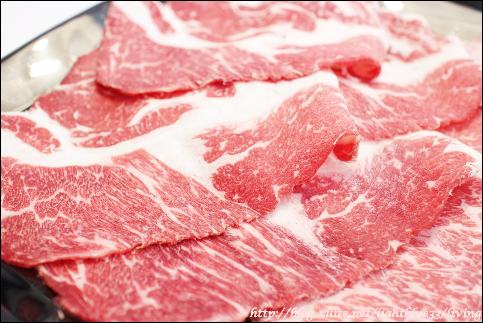 [ 大安站美食 ] 夠夠肉火鍋～牛排等級的高品質肉品搭香炒石頭火鍋，比臉大的和牛好肉吃個夠