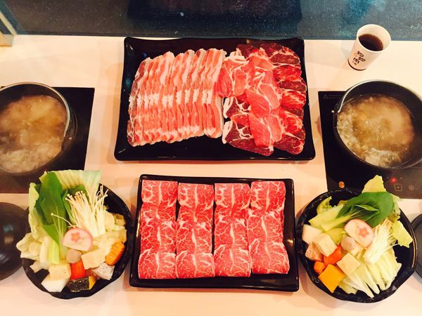 捷運大安站 ✿ 夠夠肉 ✿ 讓人一次滿足肉慾與咖啡廳癮 ! Nice To Meat You ~ 認證! ! 夯的有理 ! !