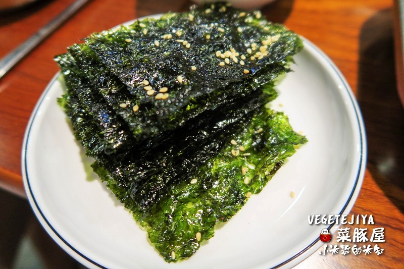 【捷運南京復興站】VEGETEJIYA菜豚屋(八德店)~中秋烤肉吃生菜包肉，健康又美味~