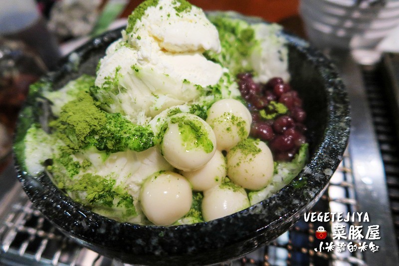 【捷運南京復興站】VEGETEJIYA菜豚屋(八德店)~中秋烤肉吃生菜包肉，健康又美味~