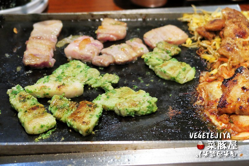 【捷運南京復興站】VEGETEJIYA菜豚屋(八德店)~中秋烤肉吃生菜包肉，健康又美味~