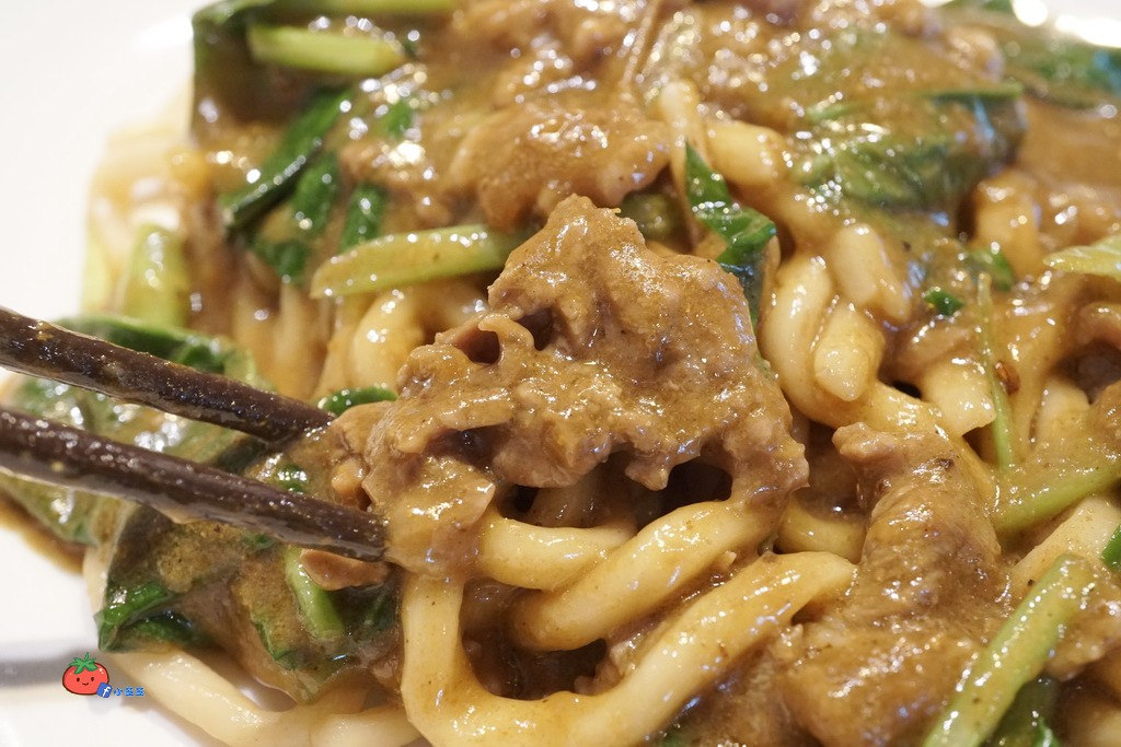 新豐美食 咖哩炒麵 吳媽媽 好吃嗎