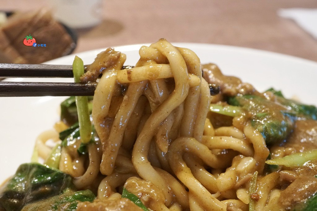 新豐美食 咖哩炒麵 吳媽媽 好吃嗎