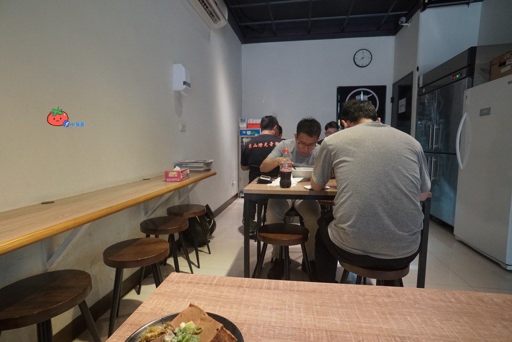 新豐美食 咖哩炒麵 吳媽媽 好吃嗎