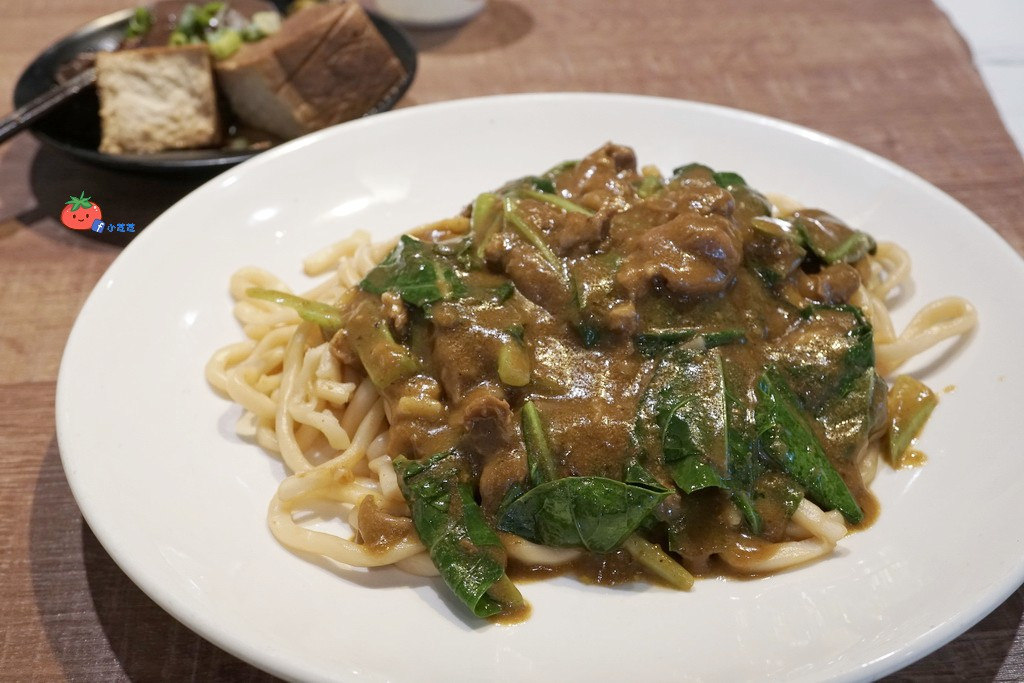 新豐美食 咖哩炒麵 吳媽媽 好吃嗎