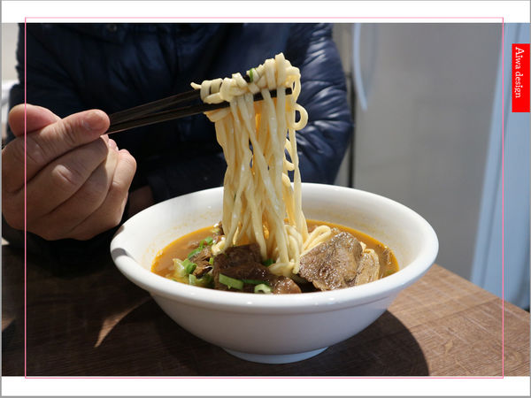 【新豐美食週記】吳媽媽沙茶咖哩炒麵，超推原汁牛肉麵+牛筋麵，麻香百頁豆腐非常入味Q彈-22.jpg