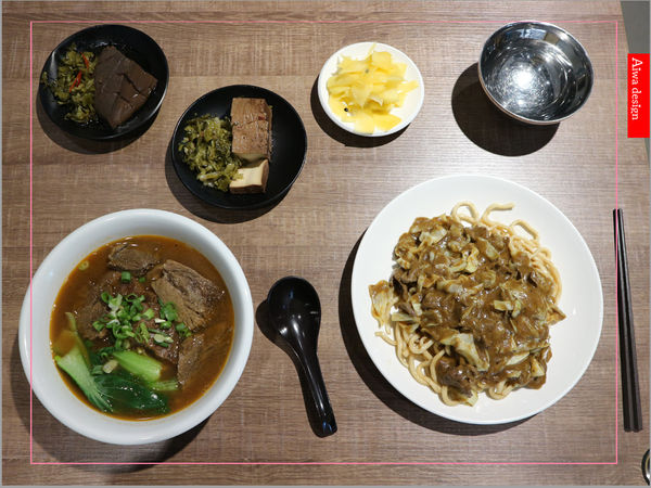 【新豐美食週記】吳媽媽沙茶咖哩炒麵，超推原汁牛肉麵+牛筋麵，麻香百頁豆腐非常入味Q彈-16.jpg
