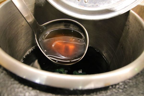 北大牛排：【台北食記】士林夜市 PEI TA STEAK北大牛排~適合聚會的複合式牛排館/黃金雞腿排/俄理斯魷魚佐奶油麵/薑汁牛燒肉飯/美國沙朗牛排