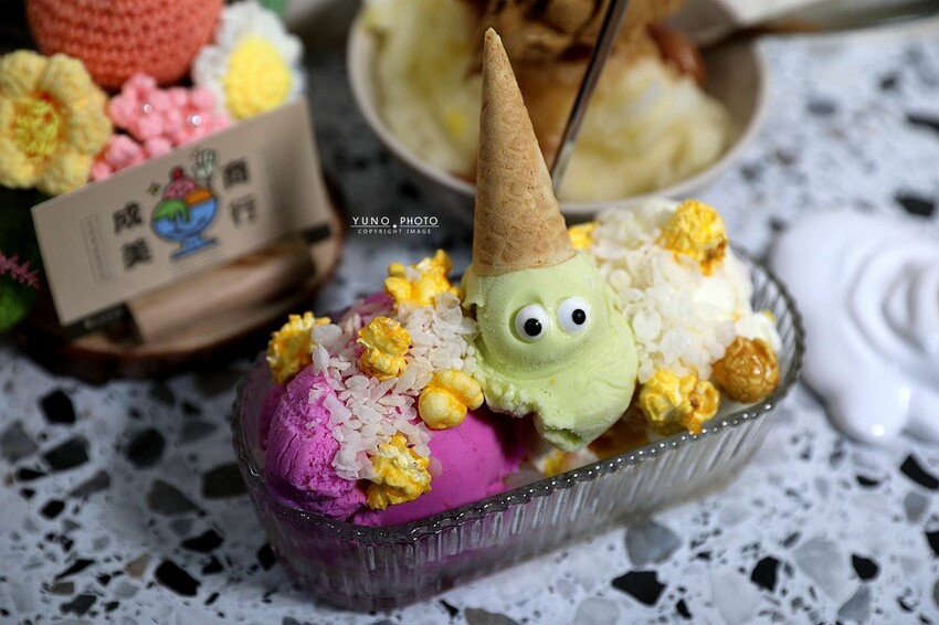 台中市東區成美手工冰淇淋｜40年老字號冰店！第三代接手 新貌美翻 新鮮水果製作手工冰淇淋 激推「冰淇淋浴缸、豐仁冰