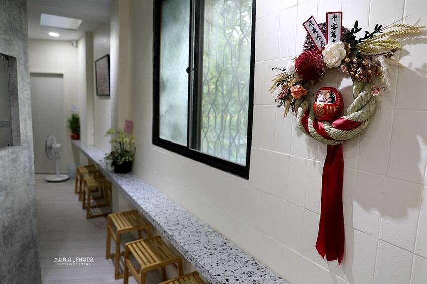 台中市東區成美手工冰淇淋｜40年老字號冰店！第三代接手 新貌美翻 新鮮水果製作手工冰淇淋 激推「冰淇淋浴缸、豐仁冰