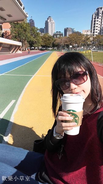 惠文國小：【台中景點】超夯彩虹跑道就在惠文國小@台中南屯