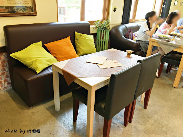 【台中 沙鹿】好好小館 ⤱ 好好聚落●最近竄紅的貨櫃屋拍照聖地，有得吃、有得拍、有得逛，安排半日遊非常合適，休假不想跑太遠的最佳選擇~