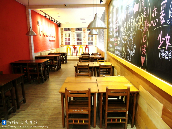 朴大哥的韓式炸雞PUDAGE(一中直營店):〖台中│美食〗朴大哥的韓式炸雞 ❤ 號外號外!!現在一中商圈也吃的到超人氣美食朴大哥的韓式炸雞囉!!還有新品柚香炸雞,糖糖一吃就愛上!!激推!!