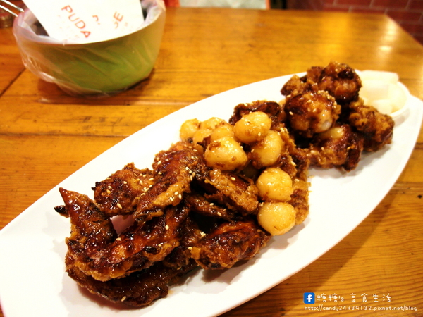 朴大哥的韓式炸雞PUDAGE(一中直營店):〖台中│美食〗朴大哥的韓式炸雞 ❤ 號外號外!!現在一中商圈也吃的到超人氣美食朴大哥的韓式炸雞囉!!還有新品柚香炸雞,糖糖一吃就愛上!!激推!!