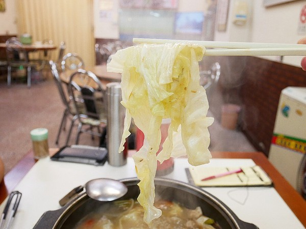 天才現宰牛肉爐(原:天才現宰牛肉鍋):天才現宰牛肉爐-台南永康牛肉火鍋 主打每日現宰溫體牛和爆漿牛肉丸 牛肉控一次吃得過癮