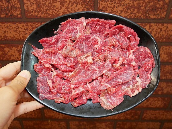 天才現宰牛肉爐(原:天才現宰牛肉鍋):天才現宰牛肉爐-台南永康牛肉火鍋 主打每日現宰溫體牛和爆漿牛肉丸 牛肉控一次吃得過癮