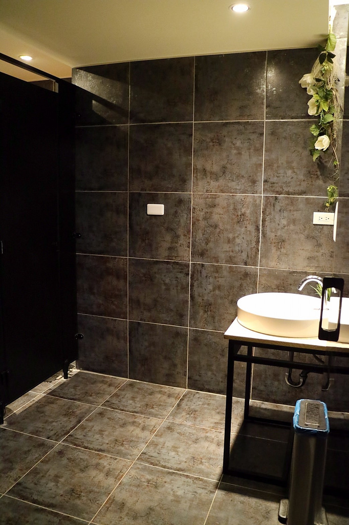 20180110_180110_0033