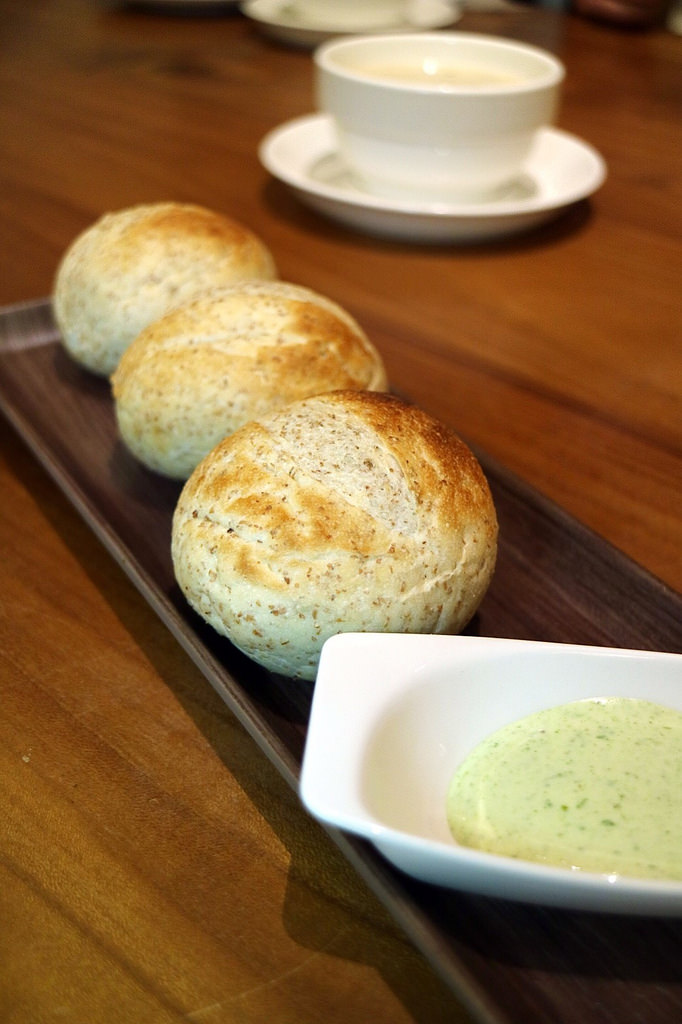 20180110_180110_0045