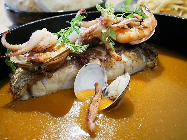 YATS葉子 Stay to eat：YATS葉子 Stay to eat-新竹東區義式餐廳  環境舒適、餐點精緻  雙人分享餐很值得嚐試  約會聚餐都適合