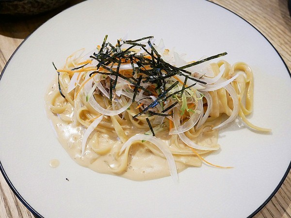 YATS葉子 Stay to eat：YATS葉子 Stay to eat-新竹東區義式餐廳  環境舒適、餐點精緻  雙人分享餐很值得嚐試  約會聚餐都適合