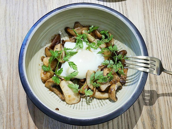 YATS葉子 Stay to eat：YATS葉子 Stay to eat-新竹東區義式餐廳  環境舒適、餐點精緻  雙人分享餐很值得嚐試  約會聚餐都適合