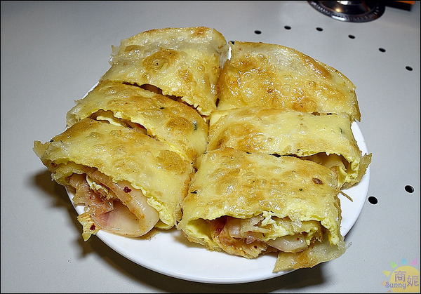 KING juicy漢口店：台中北區國王級美食。KING juicy。食尚玩家報導燒肉咬蛋吐司、脆皮蛋餅、比臉大國王雞排、無毒檸檬蝶豆花手搖飲宵夜時段同時滿足飢餓的靈魂!@sunny吃喝遊樂