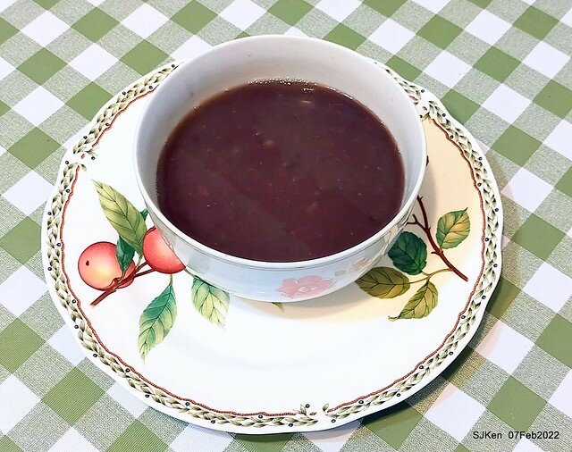 「榮記嘉義傳統豆花」(Red & Green bean soup booth), Taipei, Taiwan, SJKen, Feb 7, 2022.