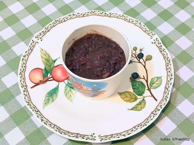 「榮記嘉義傳統豆花」(Red & Green bean soup booth), Taipei, Taiwan, SJKen, Feb 7, 2022.