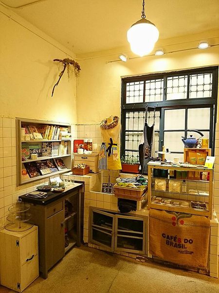 18301734_1500443436654007_2137609294464646042_n