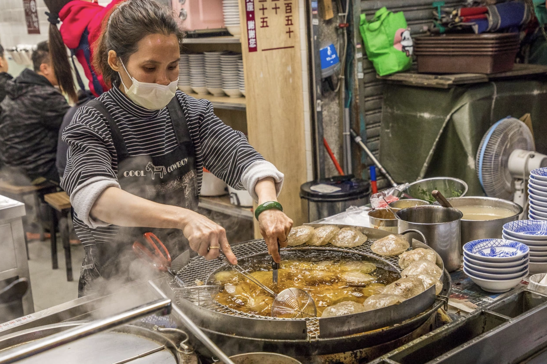 新北三重萬粒肉圓！免衝彰化也能嚐到極品彰化肉圓，皮Ｑ肉大塊香菜隨你加