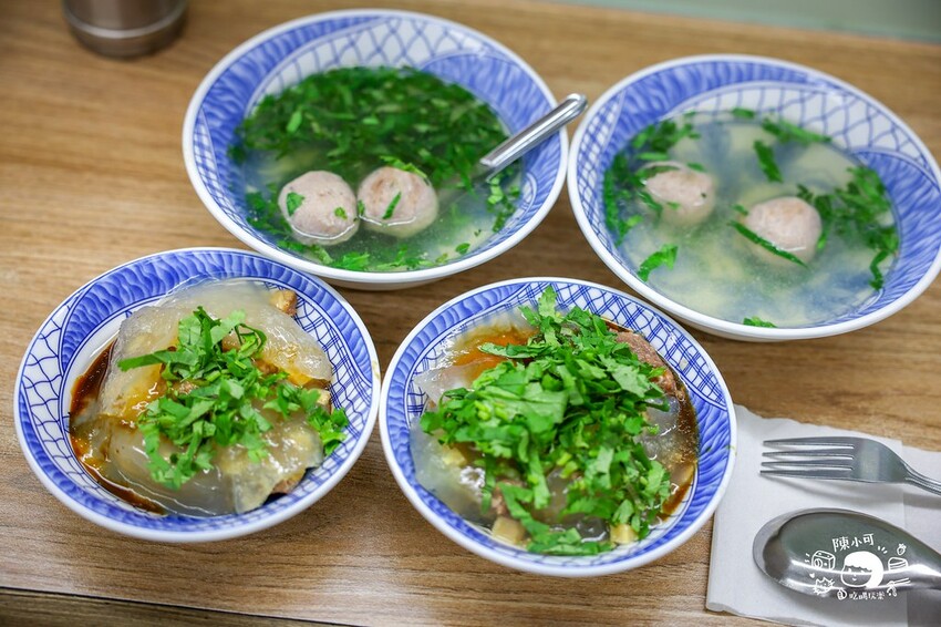 來一套65元吃飽，夜市「滿料肉圓」三重人都激推，貢丸湯還能無限續湯喝到爽