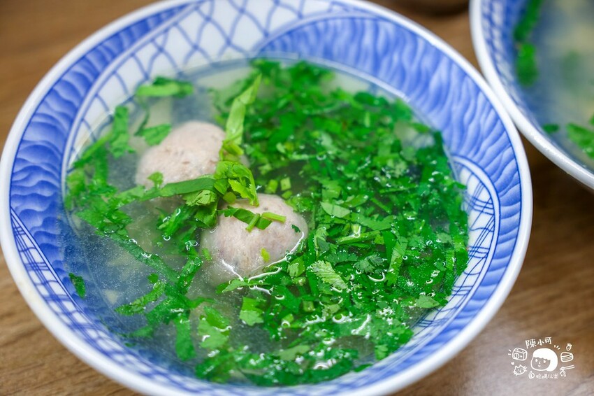 來一套65元吃飽，夜市「滿料肉圓」三重人都激推，貢丸湯還能無限續湯喝到爽