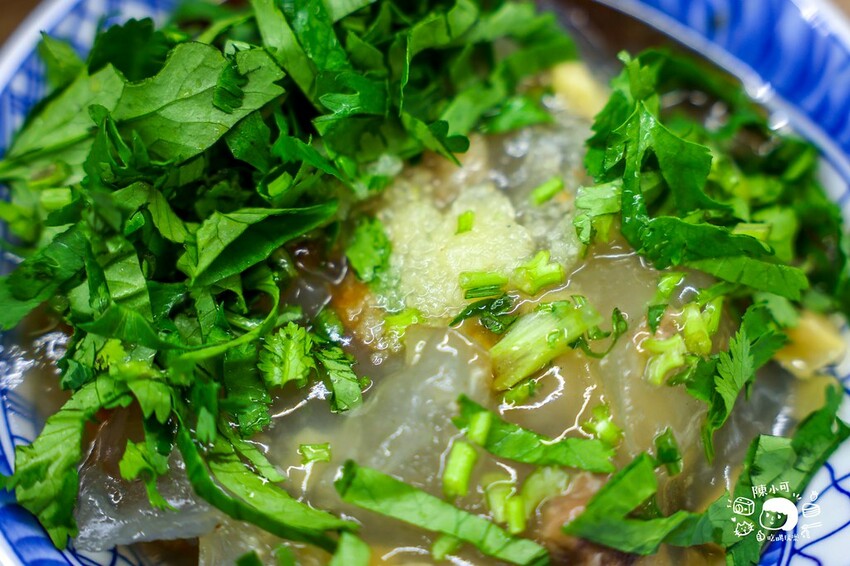 來一套65元吃飽，夜市「滿料肉圓」三重人都激推，貢丸湯還能無限續湯喝到爽