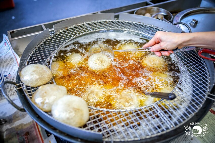 來一套65元吃飽，夜市「滿料肉圓」三重人都激推，貢丸湯還能無限續湯喝到爽