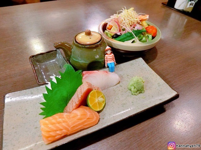 浪漫鰻屋║高雄鼓山║高雄 日式料理║日本料理║捷運凹子底站║捷運紅線║海鮮║壽司║鰻魚 推薦║鰻魚飯║丼飯║生魚片║燒║高雄 美食 推薦