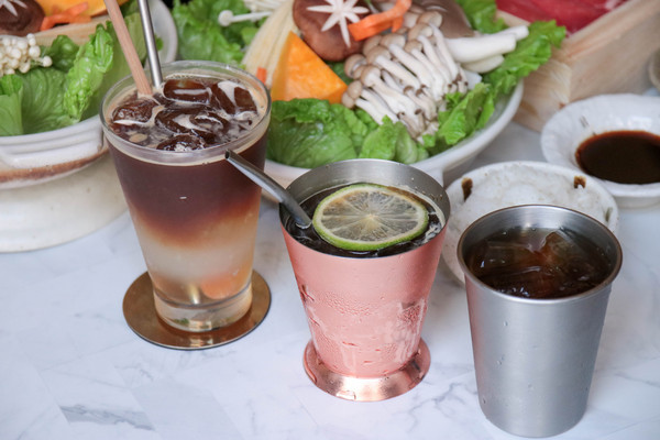 熨斗目花珈琲 cafe WUDAO:台南美食 「熨斗目花珈琲/珈理」日系水炊湯頭鍋物來暖心,湯咖哩熬煮食材好對味!