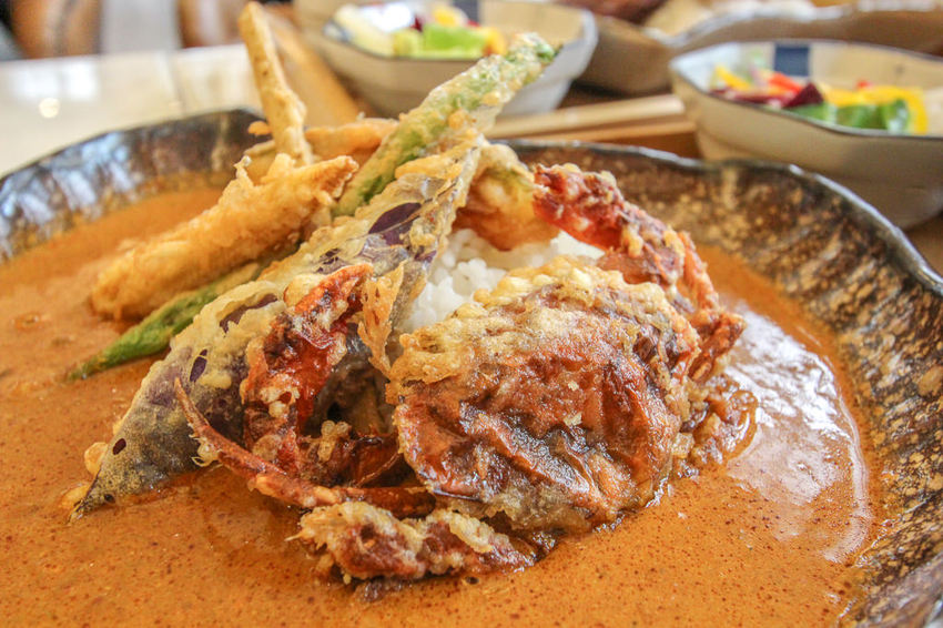 台南中西，餐點有新意，老宅風格讓你處處皆美拍的熨斗目花珈琲 cafe WUDAO。 - 微笑Joe幸運