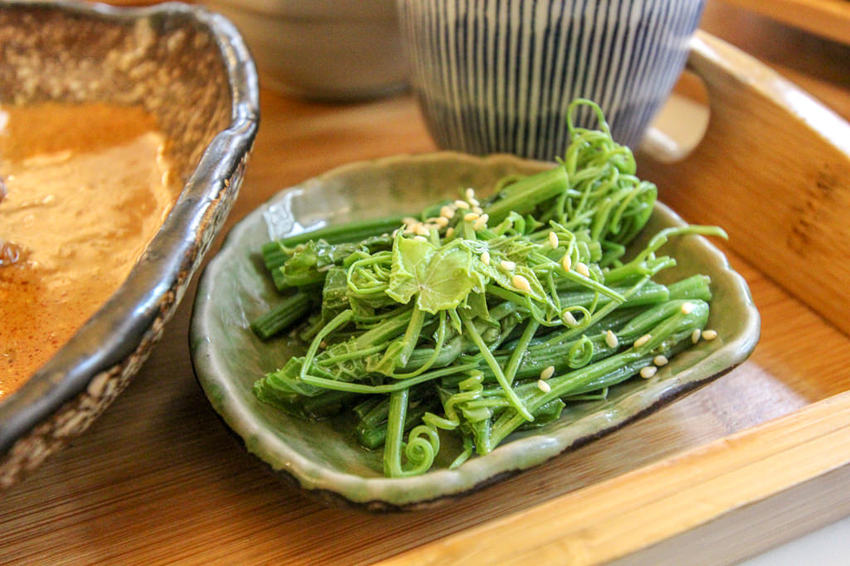 台南中西，餐點有新意，老宅風格讓你處處皆美拍的熨斗目花珈琲 cafe WUDAO。 - 微笑Joe幸運