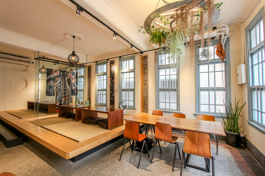 台南中西，餐點有新意，老宅風格讓你處處皆美拍的熨斗目花珈琲 cafe WUDAO。 - 微笑Joe幸運