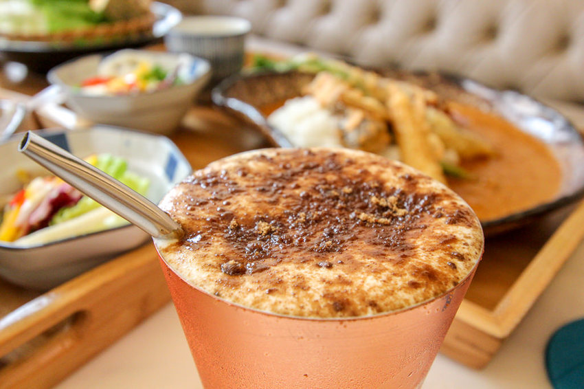 台南中西，餐點有新意，老宅風格讓你處處皆美拍的熨斗目花珈琲 cafe WUDAO。 - 微笑Joe幸運