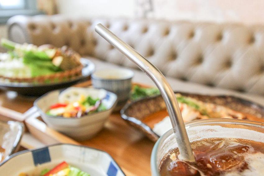 台南中西，餐點有新意，老宅風格讓你處處皆美拍的熨斗目花珈琲 cafe WUDAO。 - 微笑Joe幸運