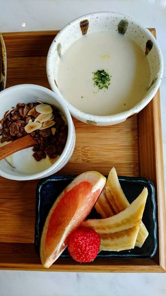 熨斗目花珈琲 cafe WUDAO：台南熨斗目花-鬧中取靜的美味飯糰早餐咖啡