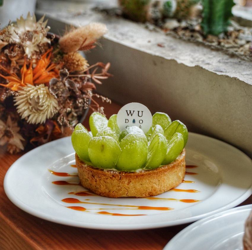 台南中西區【熨斗目花珈琲珈哩】超美質感網美系咖啡廳/海老赤蝦咖哩必點！甜點好吃又好拍 台南咖哩|台南下午茶 | 小白只饗ㄔ美食