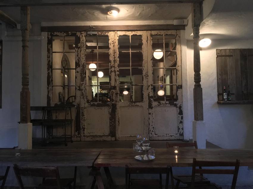 中正區,中正紀念堂,香色 Xiang Se,Xiang Se,湖口街,私宅,私廚,米其林,舒國治,胡天蘭,預約,聖誕,情人節,告白,曖昧,紀念日,生日,食尚玩家,美食節目,五星級,古董,西餐,法式,歐式,早午餐,舒芙蕾,牛排,櫻桃鴨胸,可麗露,董陽孜,包場,聚餐,尾牙,小酌,酒吧,戶外婚禮,庭院,七夕,浪漫,侍酒師,松露,鹽之花,蒋介石記念館,Chiang Kai-shek Memorial Hall,特色料理,分子料理,Special cuisine,國宴,特別料理,특선 요리,사진 인력,장개석 기념관,氣氛,음주,일일 임대료,我不是他媽媽