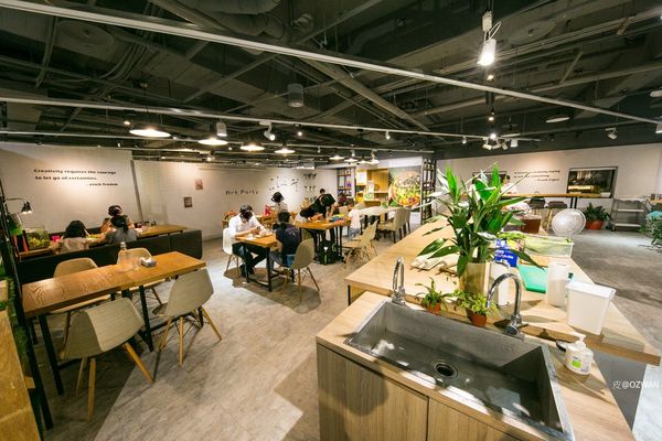 [吃喝]無肉也歡嘗素看看，綠色環保揪齁呷～JOY HOJA。