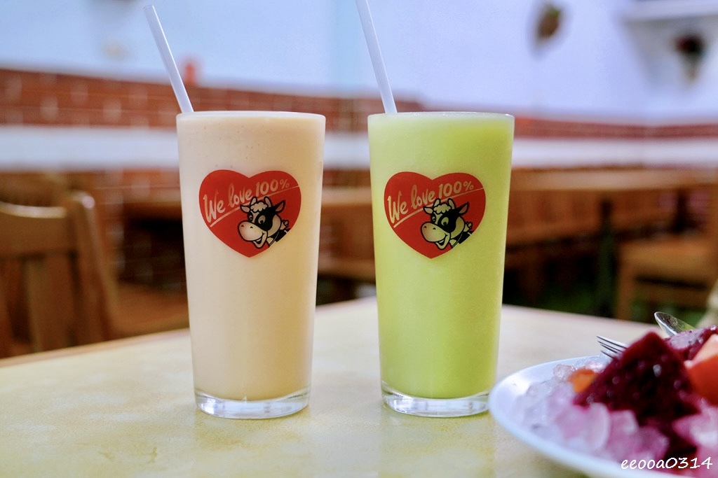 台東老字號冰品店｜正東山冰屋，古早味水果冰、現打果汁，清涼消