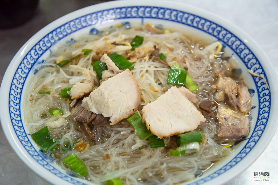 ｜屏東美食｜阿婆麵店，無招牌、無菜單超人氣在地古早味麵店 - 阿婷的旅行札記。
