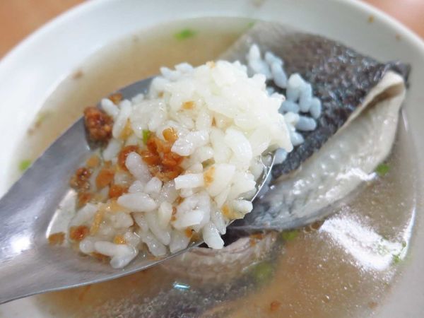 【台南美食】林家魚皮-新鮮又美味大塊的魚皮