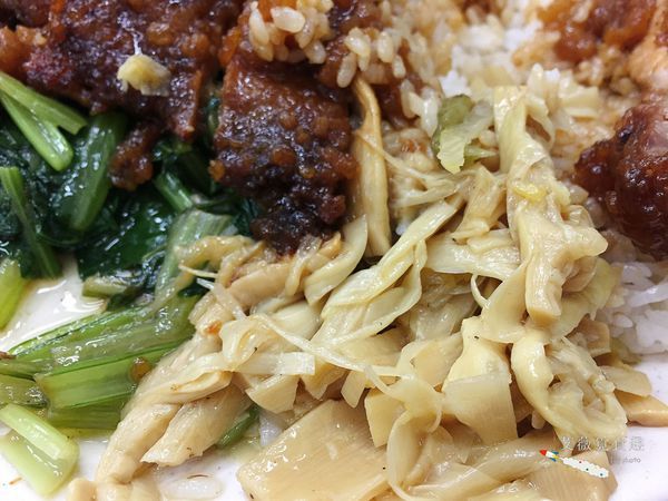 鄭家排骨飯豬腳飯